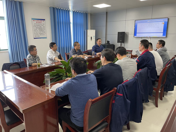 建材公司召開(kāi)經(jīng)濟(jì)活動(dòng)分析會(huì) 建材公司召開(kāi)經(jīng)濟(jì)活動(dòng)分析會(huì)