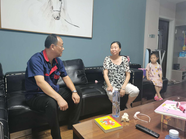 公司黨委開展走訪慰問