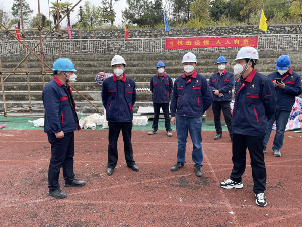 公司黨委書記檢查指導(dǎo)田家炳中學隔離點項目建設(shè)工作 公司黨委書記檢查指導(dǎo)田家炳中學隔離點項目建設(shè)工作