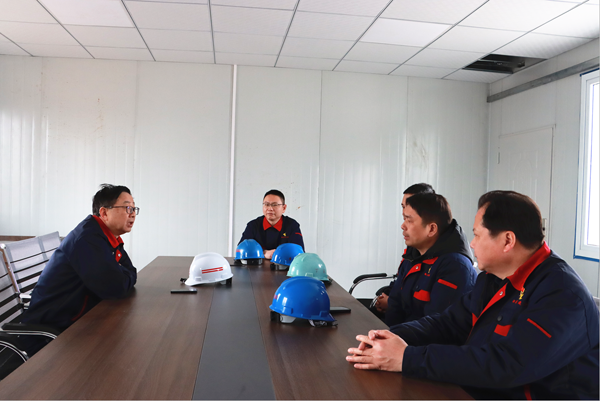 公司黨委書(shū)記王伍升到銅基新材料項(xiàng)目檢查指導(dǎo)工作 公司黨委書(shū)記王伍升到銅基新材料項(xiàng)目檢查指導(dǎo)工作